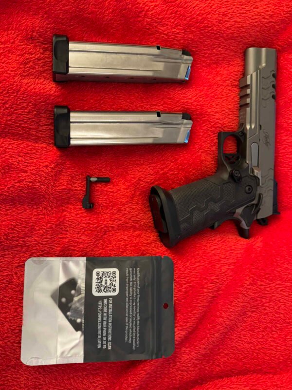 Kimber 2K11 Stainless Target w/magwell & extended slide stop NIB high cap