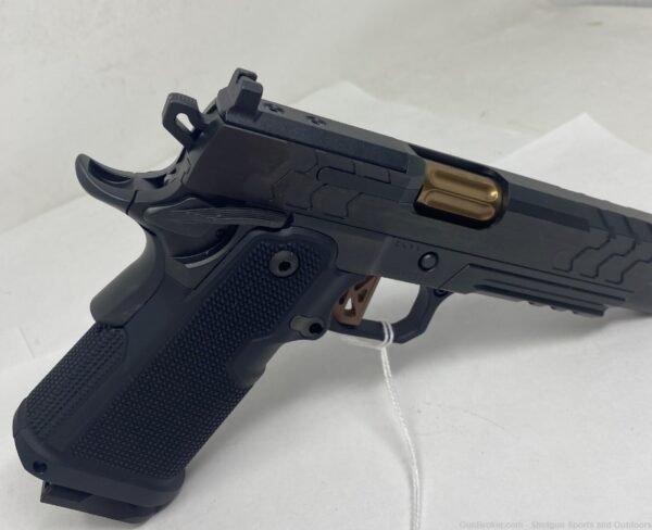Kimber 2K11 Doable Stack- 17 and (2) 20 round magazines